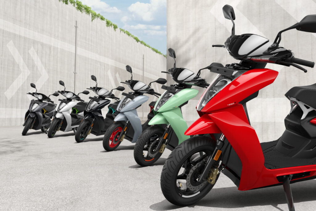 Ather Energy raises Rs 900 Cr from GIC and Hero MotoCorp for expansion, Details