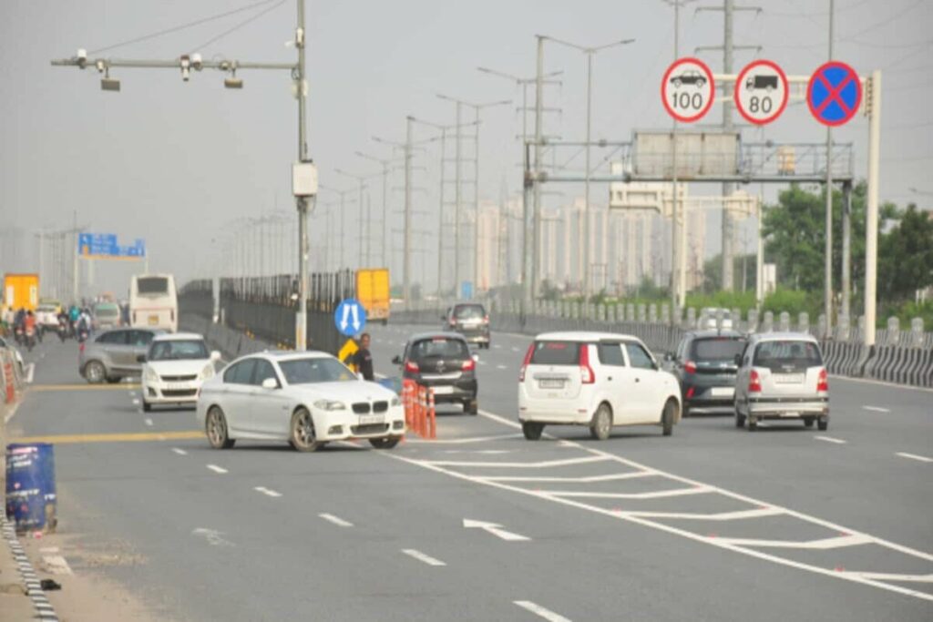 Ghaziabad News Delhi-Meerut Expressway