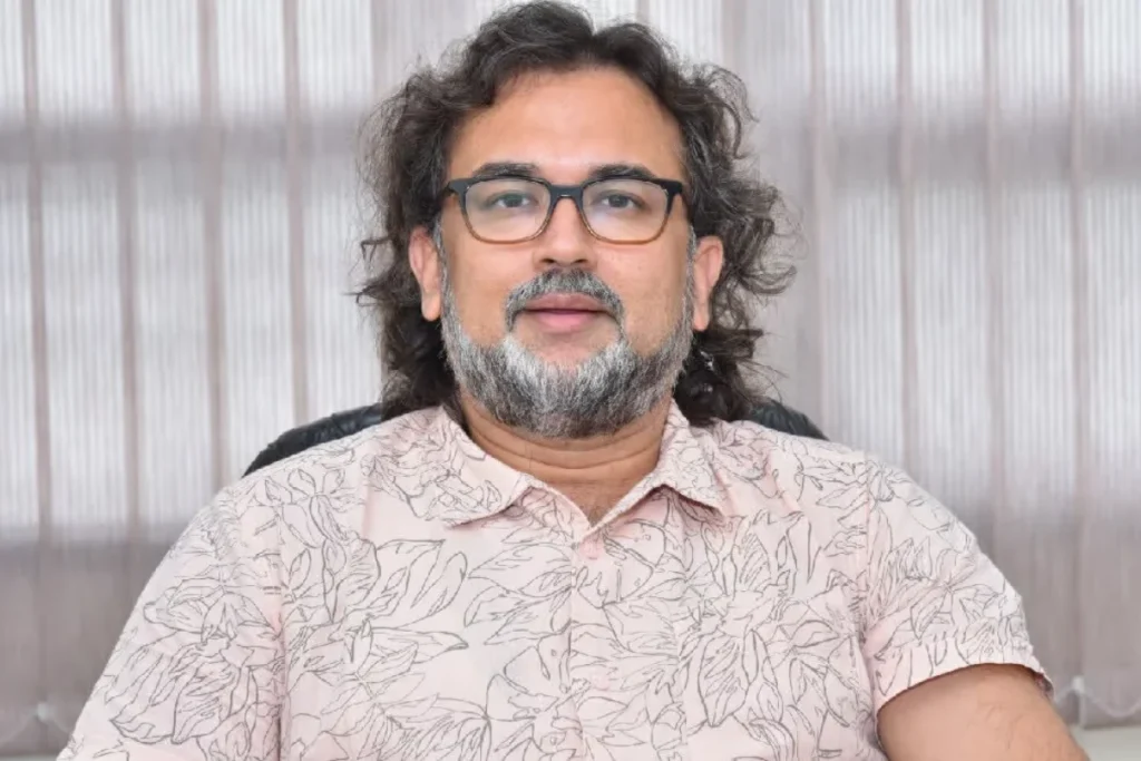 IIT Kanpur Professor