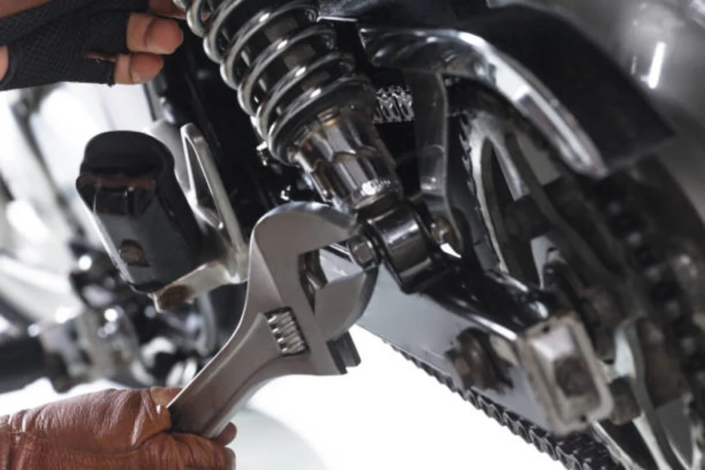 Top 5 Basic Bike Maintenance Tips you must know if you are new to the club, Details