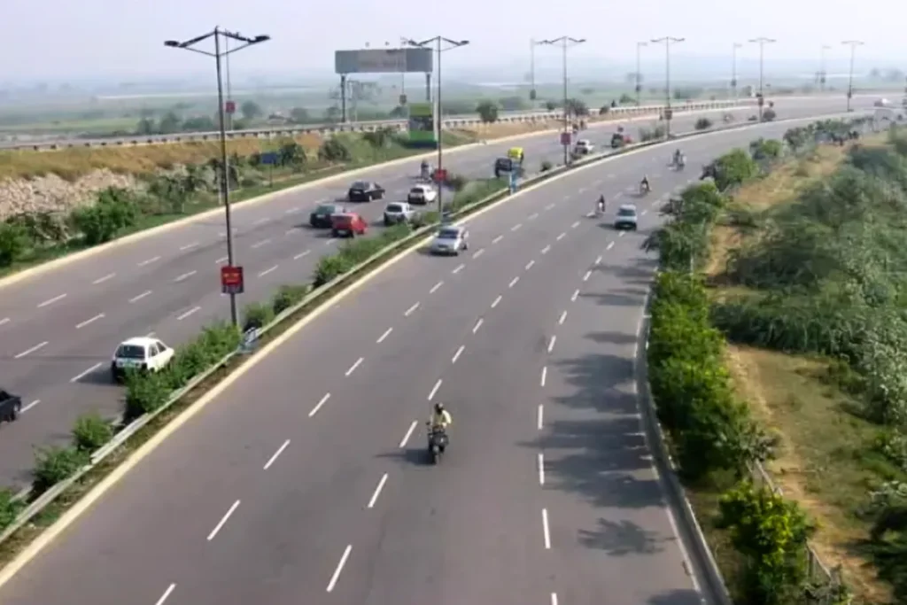 Noida Upcoming Expressway