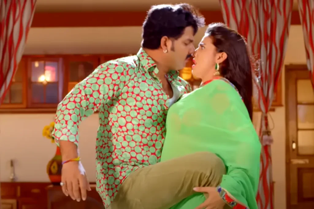 Pawan Singh and Akshara Singh