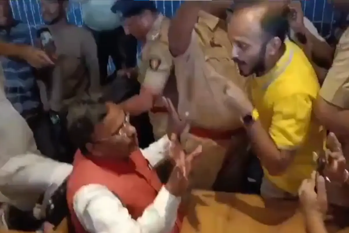 Vinod Tawde Viral Video: BVA Accuses BJP Leader of Distributing Money for Votes, Sparks Outrage Ahead of Maharashtra Assembly Election